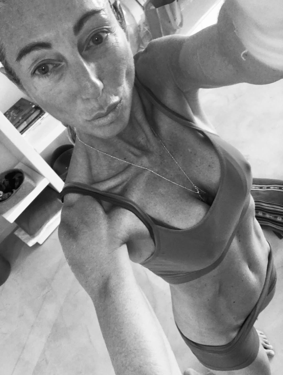 Portrait of Astrid Rowena Schaart, personal trainer and wellness coach